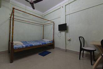 RajLaxmi Guest House, Sabroom 2